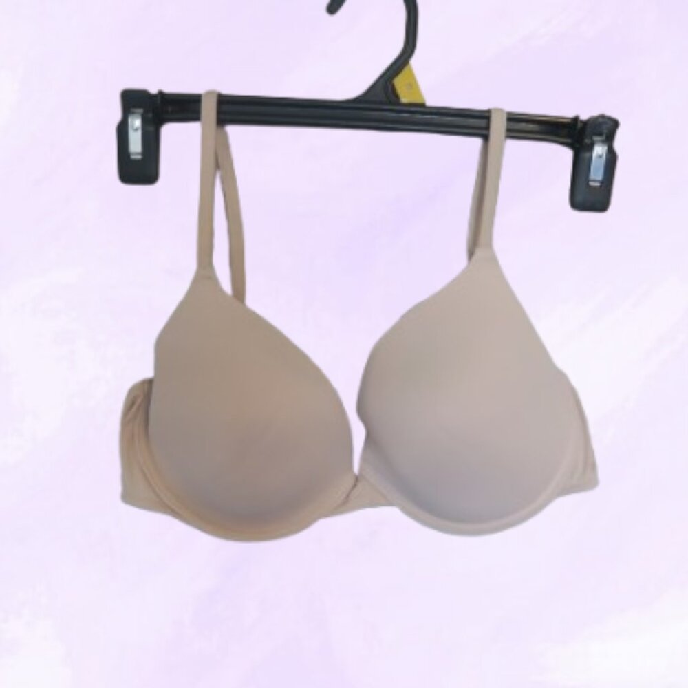 PINK Victoria's Secret wear everywhere t-shirt lightly lined bra in tan and pink